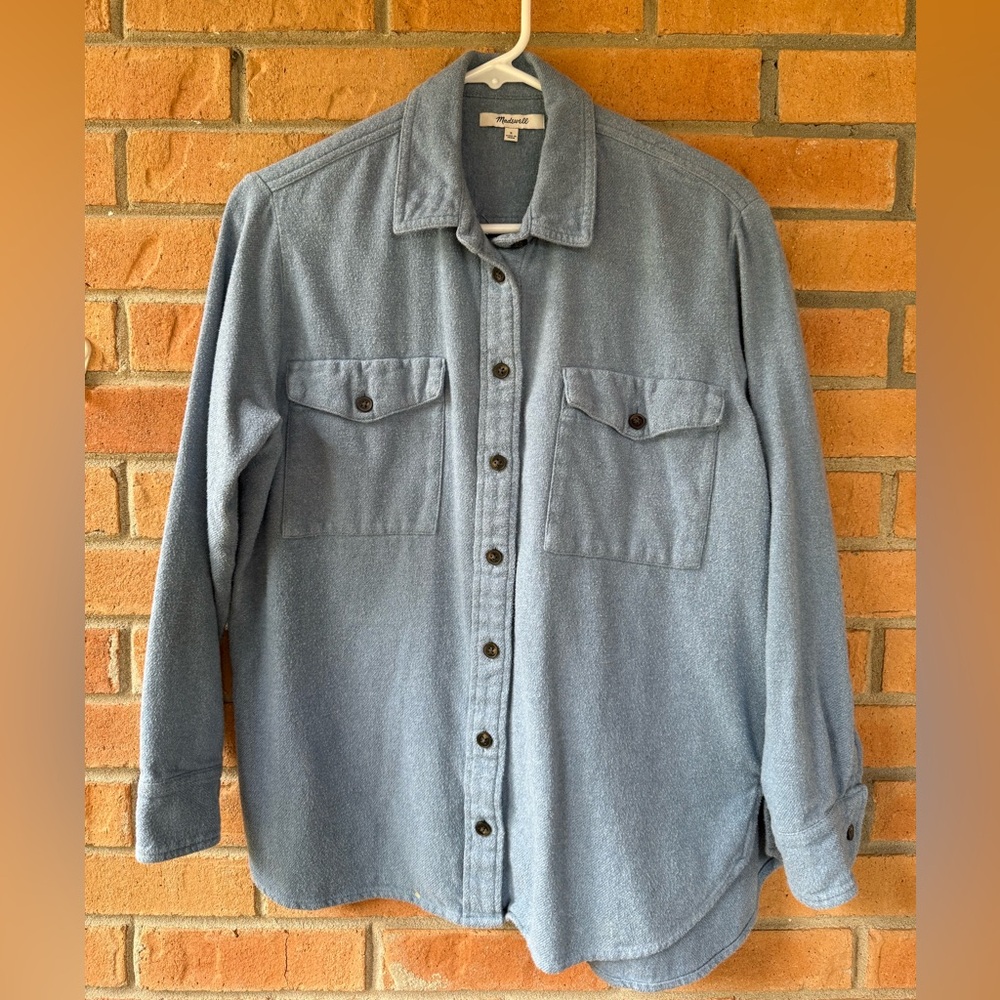 Madewell super soft Blue Button-Up Shirt